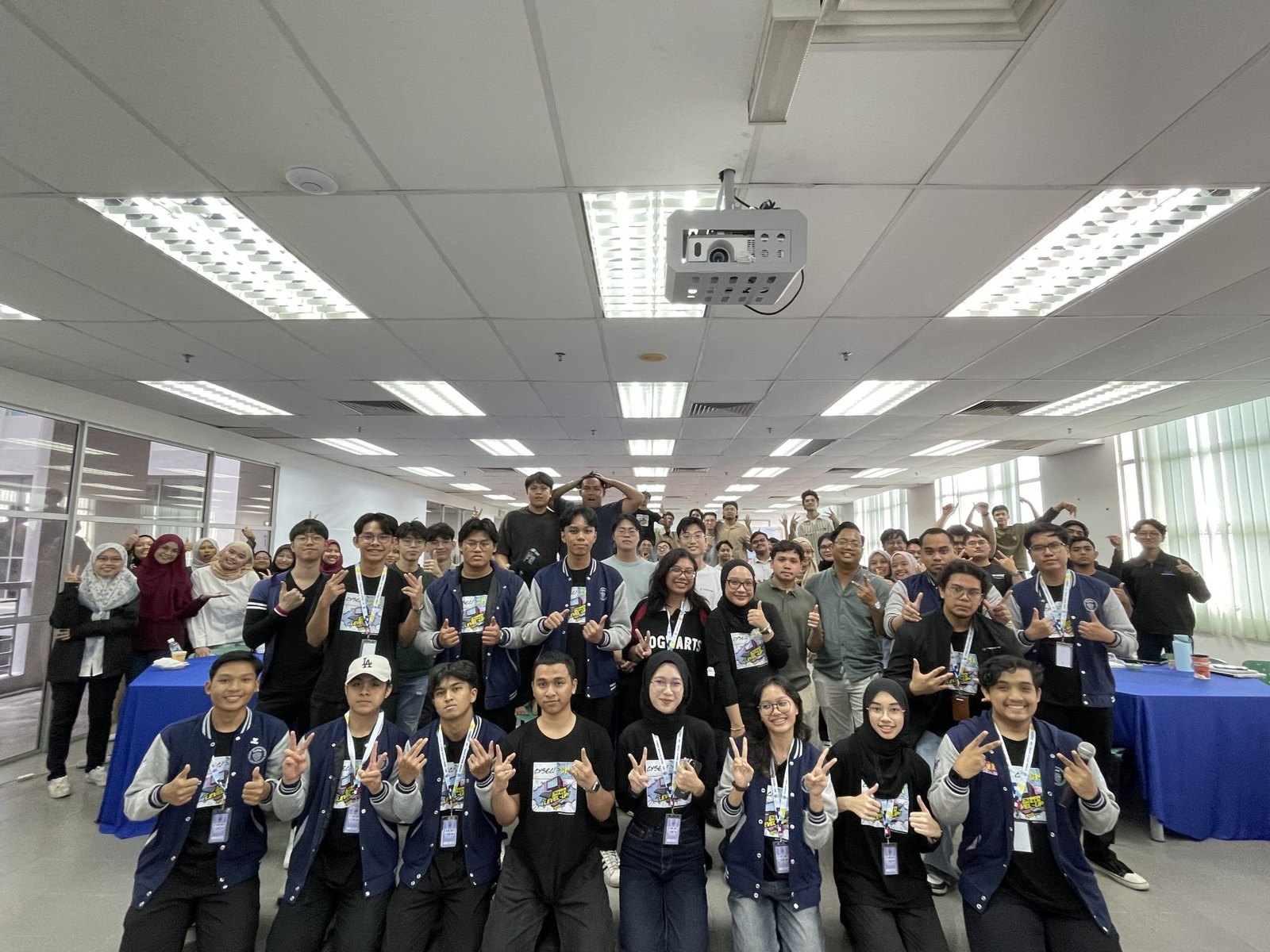 Full cohort group photo